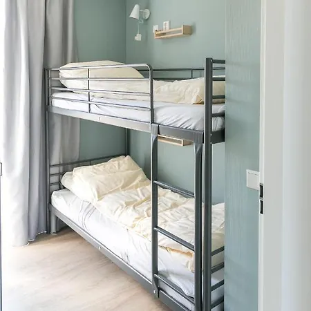 14p Luxe Met Serre 's-Gravenzande